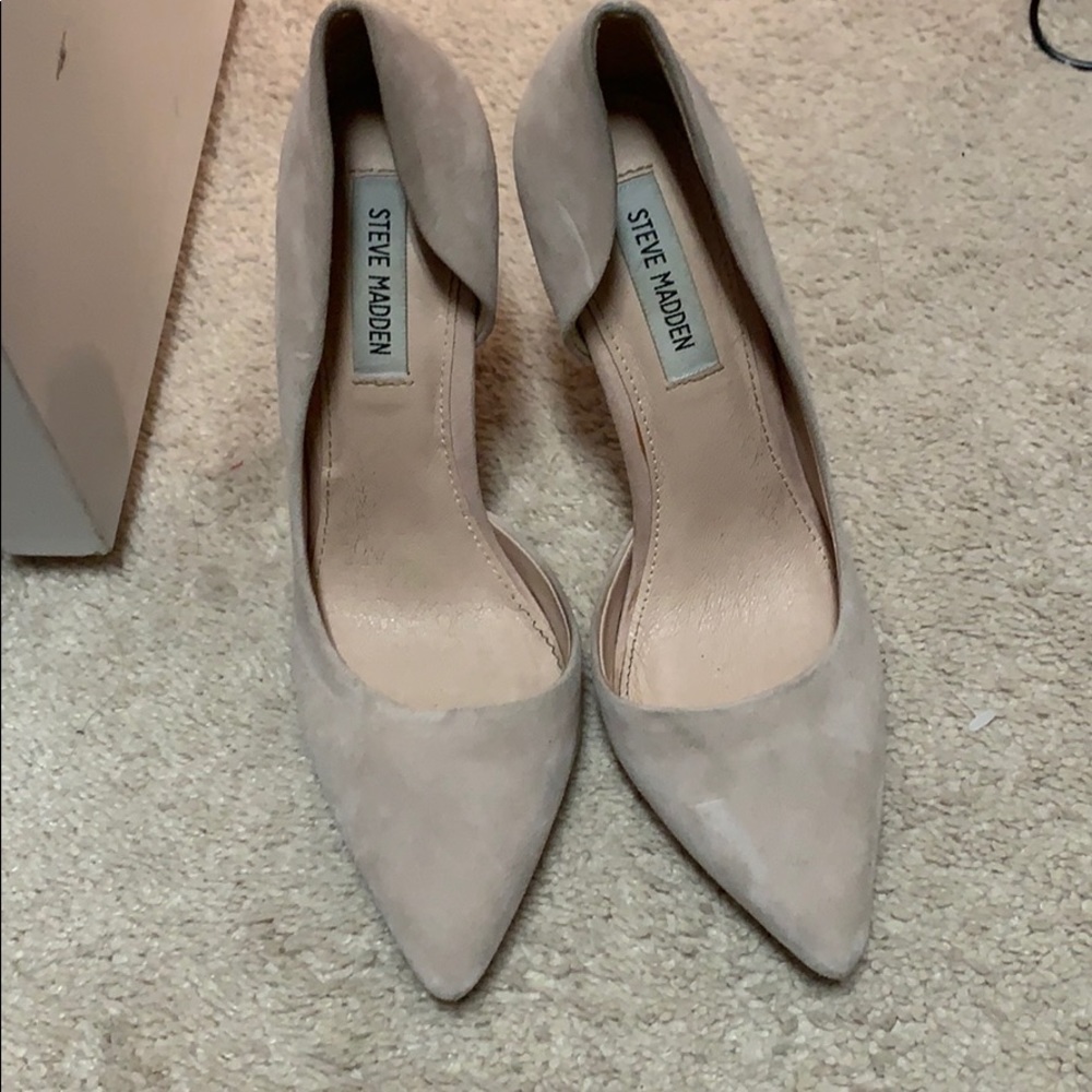 Steve Madden Nude Suede Heels size 7.5